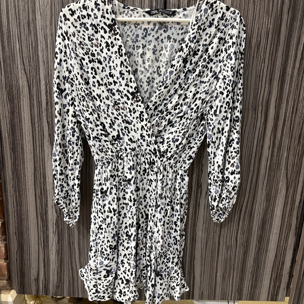 Zara dress size small